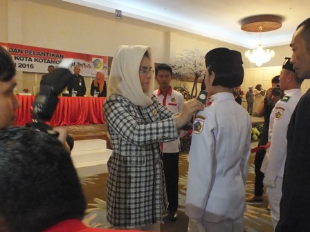 Pengukuhan Anggota Pakibraka Kotamobagu Oleh Wali Kota Tatong Bara