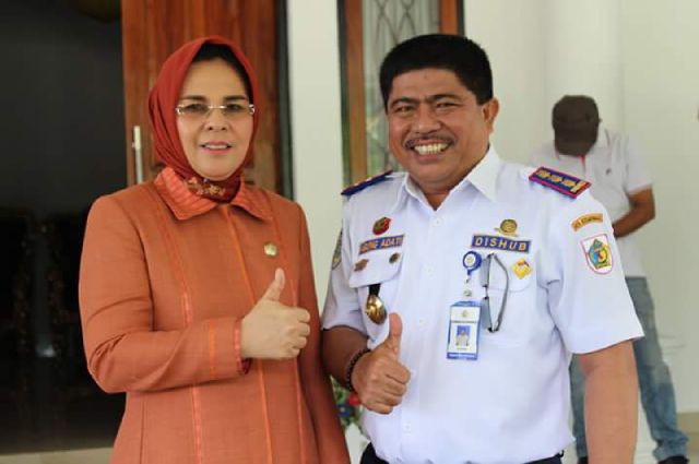 Wali Kota tatong Bara bersama Kadis perhubungan Moh. Agung Adati