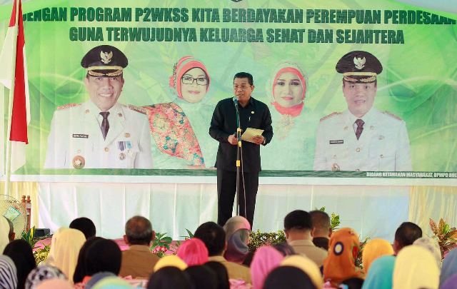 Bupati Bolmut Resmi Mencanangkan Program P2WKSS Tahun 2016