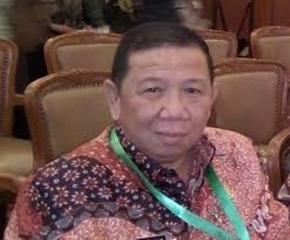 Penjabat Bupati Bolmong Adrianus Nixon Watung