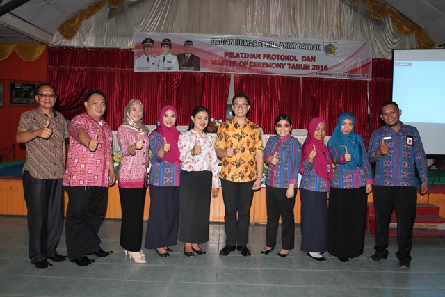 Humas Pemkot Kotamobagu Gelar Pelatihan Protokol dan MC