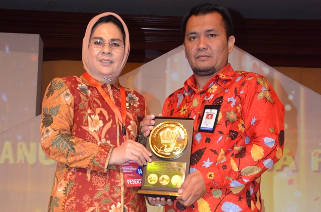 Wali Kota Terima Penghargaan Dana Rakca 2016