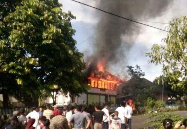 Diduga Arus Pendek Listrik, Rumah Warga Bilalang II Habis Terbakar