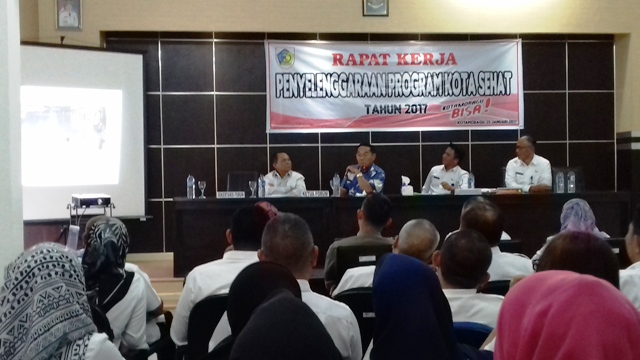 Pimpin Rapat Forum Kota Sehat, Tahlis Minta Program Ini Disosialisasikan