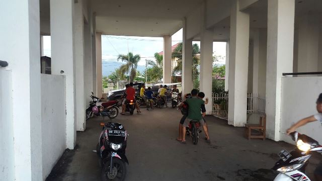 Satpol-PP Bubarkan Balap Liar di Halaman Kantor SKPD