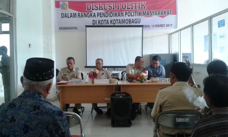 Kesbangpol Gelar Diskusi Politik
