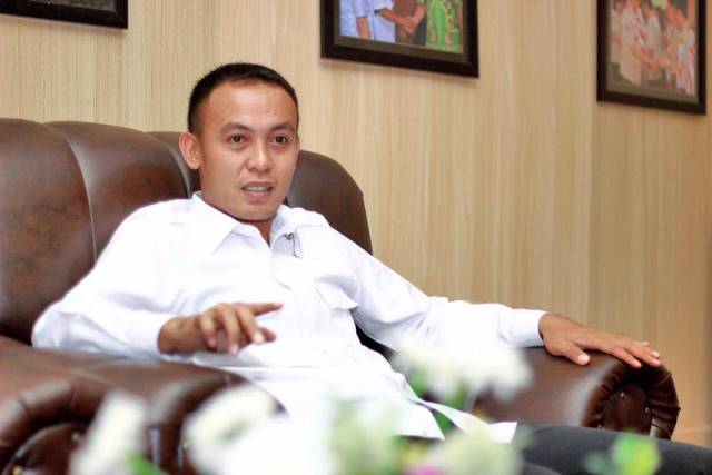 Bupati Tanda Tangani Permohonan Persetujuan Audiens dengan Menristekdikti