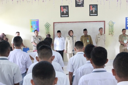 Wali Kota Buka Naskah UN Tingkat SMA dan MA di Kotamobagu