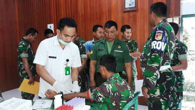 Anggota Makodim 1303 Bolmong Periksa Kesehatan Berkala