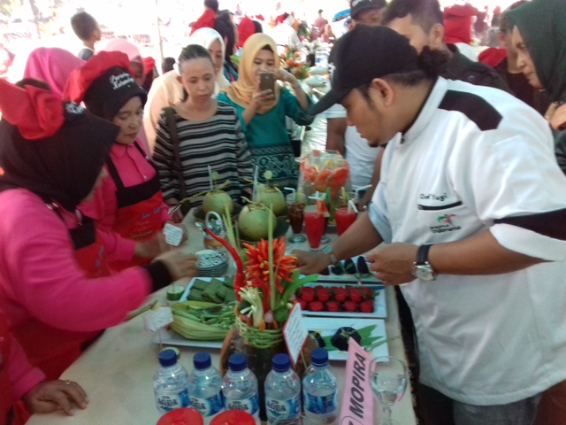 Tim Mopira Kopandakan Satu Juara Festival Kuliner HUT ke-10 Kotamobagu