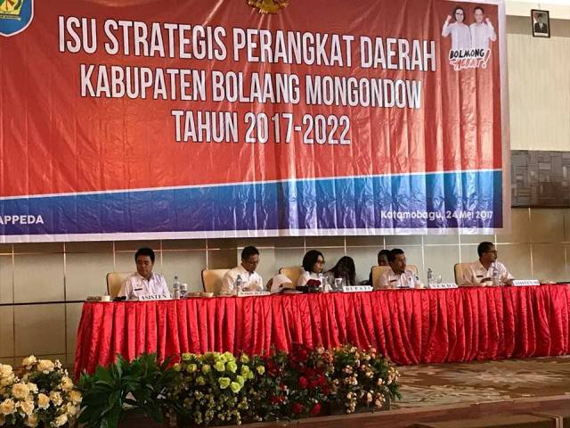 Pimpinan OPD Paparkan Program dan Isu Strategis di Hadapan Bupati dan Wakil Bupati Bolmong