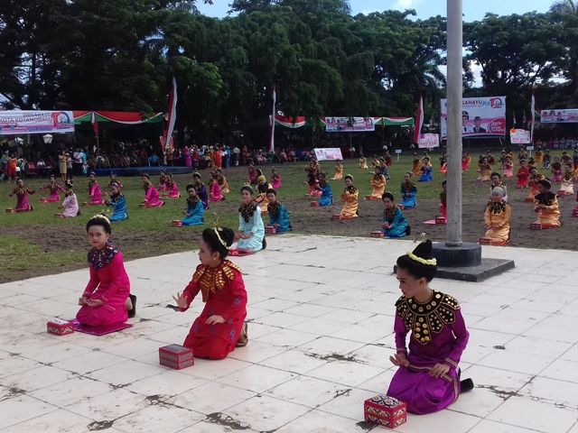 Tarian Kabela Pembuka Kegiatan HUT ke-10 Kotamobagu