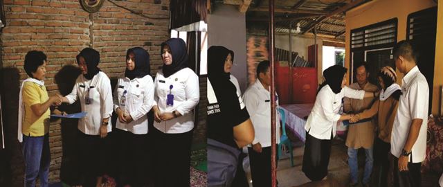 Disdukcapil Serahkan Akta Kematian Dua Anak Korban Hanyut