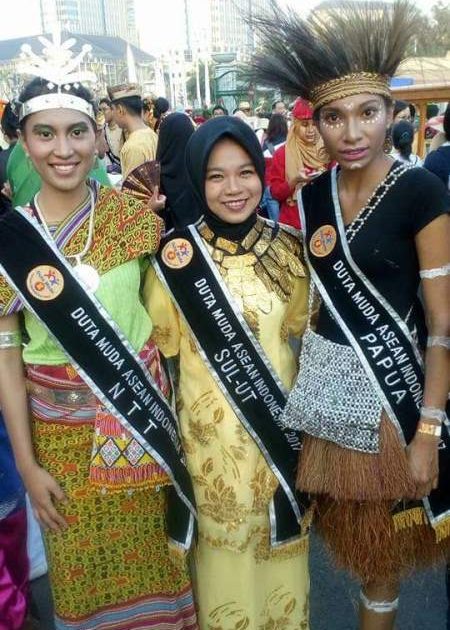 Finalis Duta Muda Asean Perwakilan Sulut Gunakan Pakaian Adat Mongondow