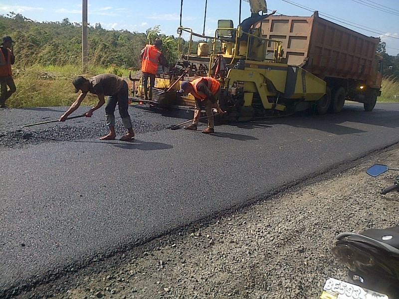 Pemkot Genjot Peningkatan Infrastruktur Jalan di Wilayah Perbatasan