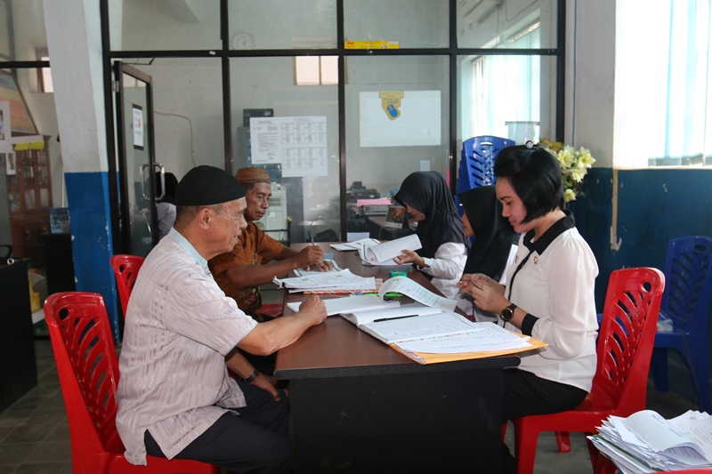 Insentif Aparat Kelurahan Mulai Dibayarkan