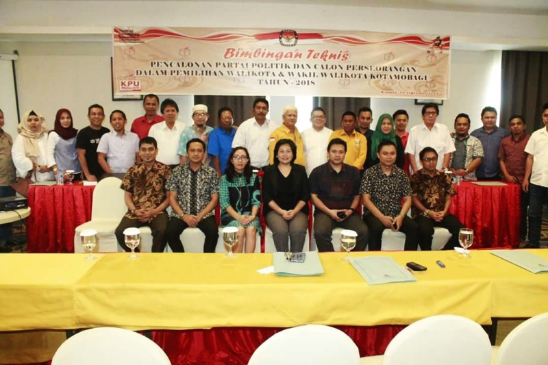 KPU Kotamobagu Gelar Bimtek Mekanisme Pencalonan Pilkada Serentak
