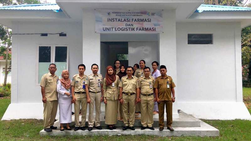 Istalasi Farmasi RSUD Kotamobagu Diresmikan