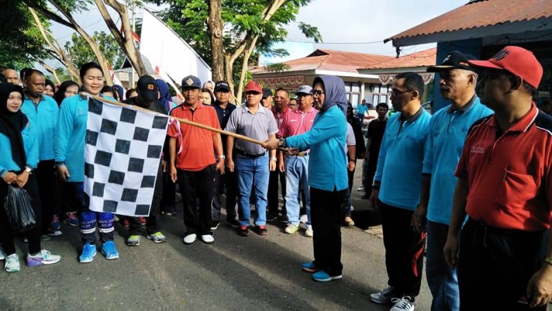 Peringati HKN ke-53, Pemkot Gelar Jalan Sehat