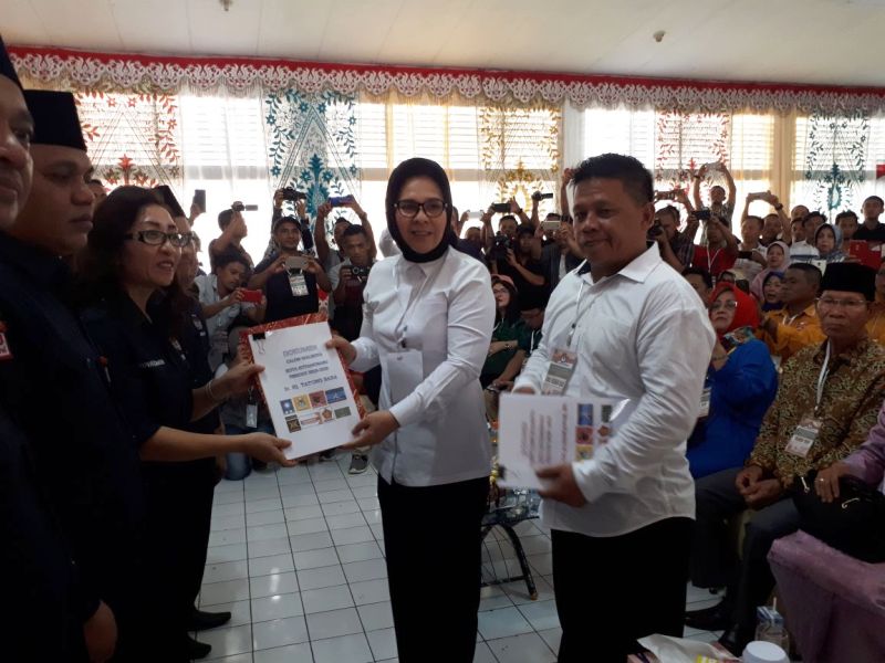 Video Wawancara Eksklusif Tatong Bara Terkait Pendaftaran di KPUD