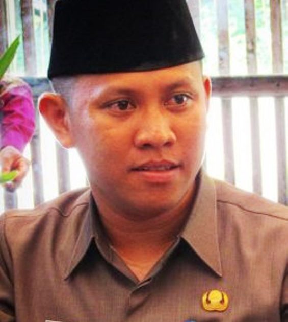 Kamis, Suriansyah Terima SK Plt Bupati Bolmut