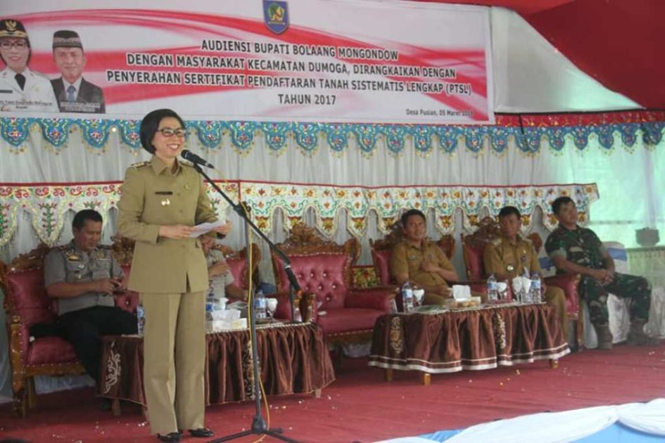 Bupati Bolmong Lakukan Audiens dengan Masyarakat di Dua Kecamatan