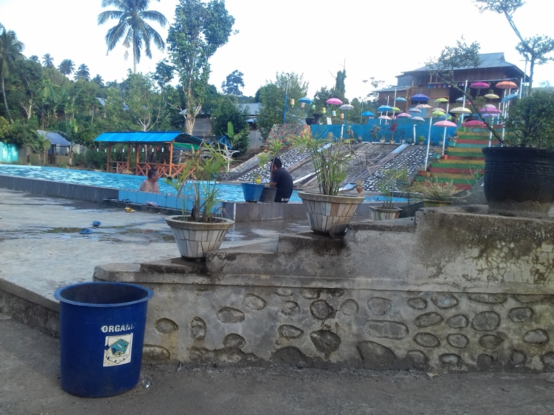 Kolam di Desa Bukaka Cukup Menyita Pehatian Wisatawan