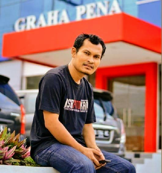 Dalam postingan tersebut, berbagai macam usulan yang diutarakan menjadi topik hangat para netizen