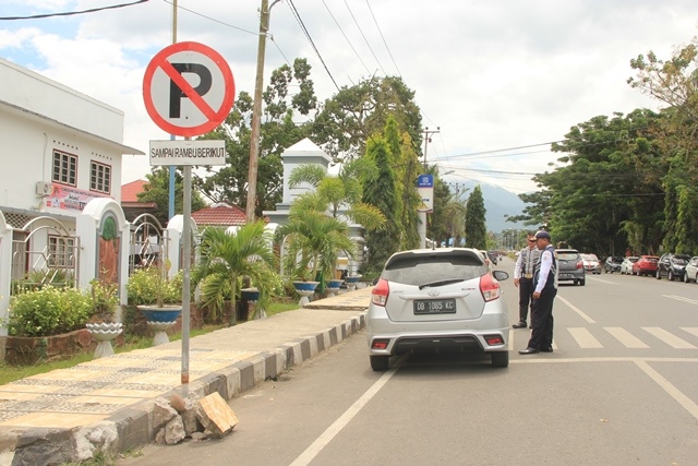 Pekan Depan, Dishub Akan Tertibkan Parkiran di Kantor Wali Kota