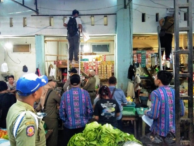 Menunggak Retribusi, Pemkot Resmi Tutup Sejumlah Kios di Pasar 23 Maret