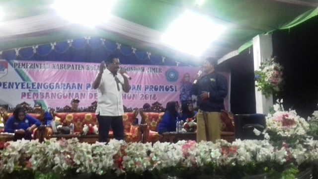 Masyarakat dan Peserta Jumbara Sangat Terhibur Menyaksikan Bupati Boltim Bernyanyi