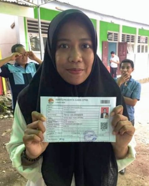 Gadis Asal Buyat Ini Pecahkan Passing Grade pada Tes CPNS Boltim Sesi Keenam