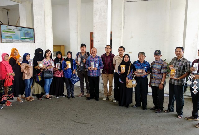 Februari 2019, Indomaret dan Alfamart Wajib Jual Produk Lokal