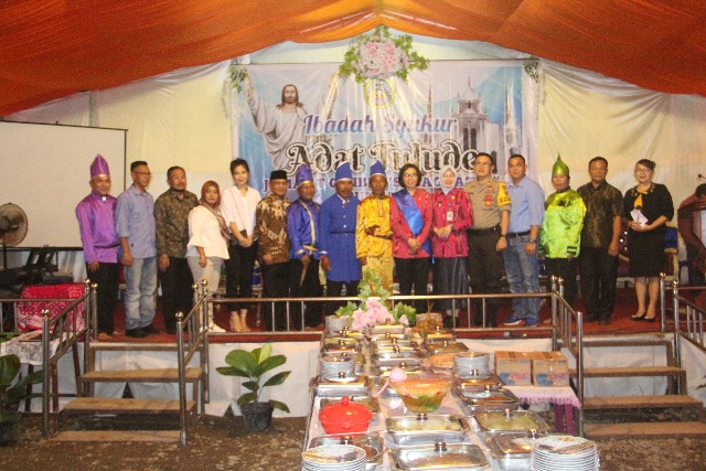 Hadiri Perayaan Adat Tulude, Yasti Seperti Pulang Kampung