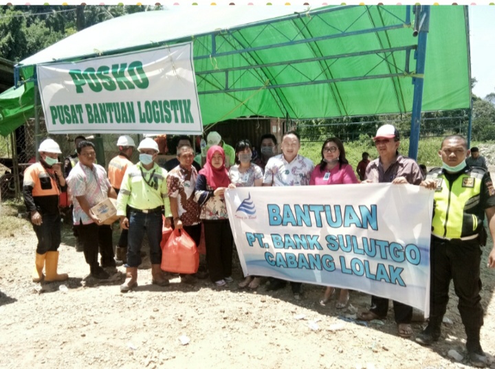 PT Bank SulutGO Berikan Bantuan Makanan di Lokasi PETI Bakan