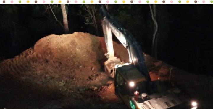 Breaking News: Alat Berat Tembus TKP Longsor Tambang Busa Desa Bakan