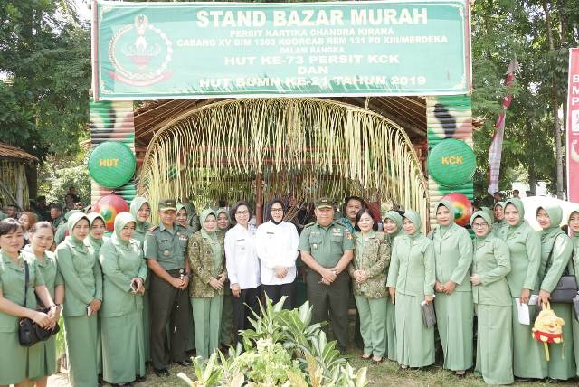 Yasti Hadiri Peringatan HUT ke-73 Persit dan Kementerian BUMN ke-21