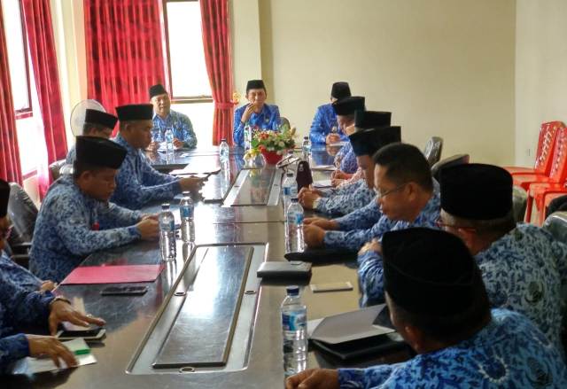 Bersama Wabub Terpilih, Bupati Bolsel Pimpin Rapat Perdana