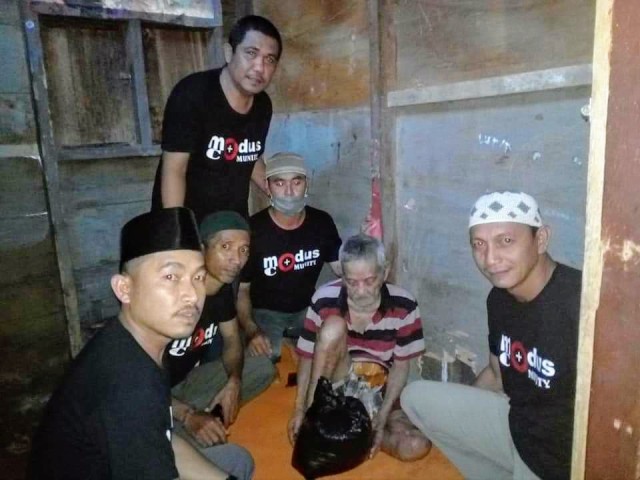 Modus Comunitty Berbagi Berkah di Penghujung Ramadhan