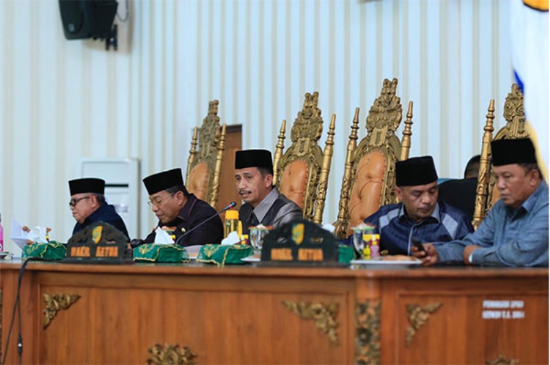 DPRD Bolmut Gelar Paripurna Penyampaian LKPj Bupati Tahun 2018