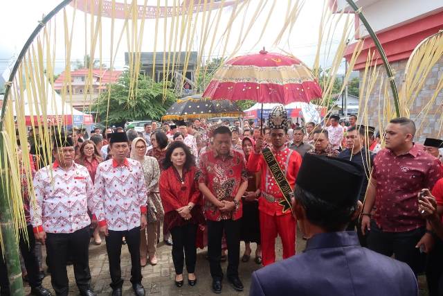 Gubernur Olly Resmikan Kegiatan BBGRM Tingkat Sulut di Bolsel