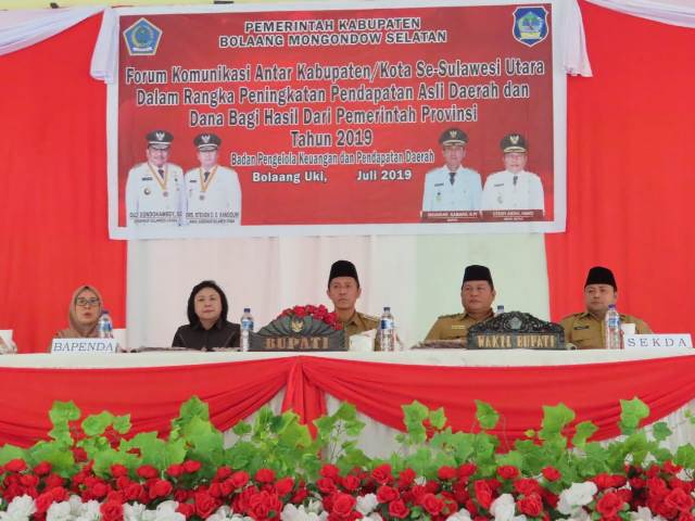 Bahas Soal PAD, Bupati Bolsel Pimpin Forum Komunikasi Antar Kabupaten dan Kota se-Sulut