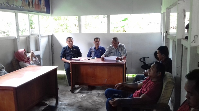 Diskomimfo Boltim Gelar Rapat Evaluasi Kerja Sama dengan Media