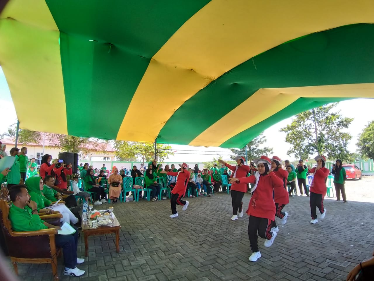 Meriahkan HUT RI 74 Kemenang Bolmong Gelar Lomba