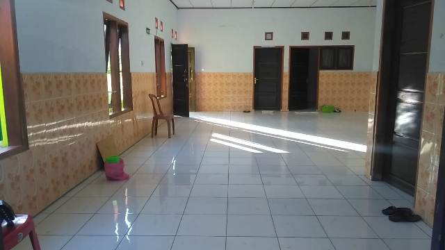 Kantor Polres Bolmong Hanya Diisi Kursi Plastik