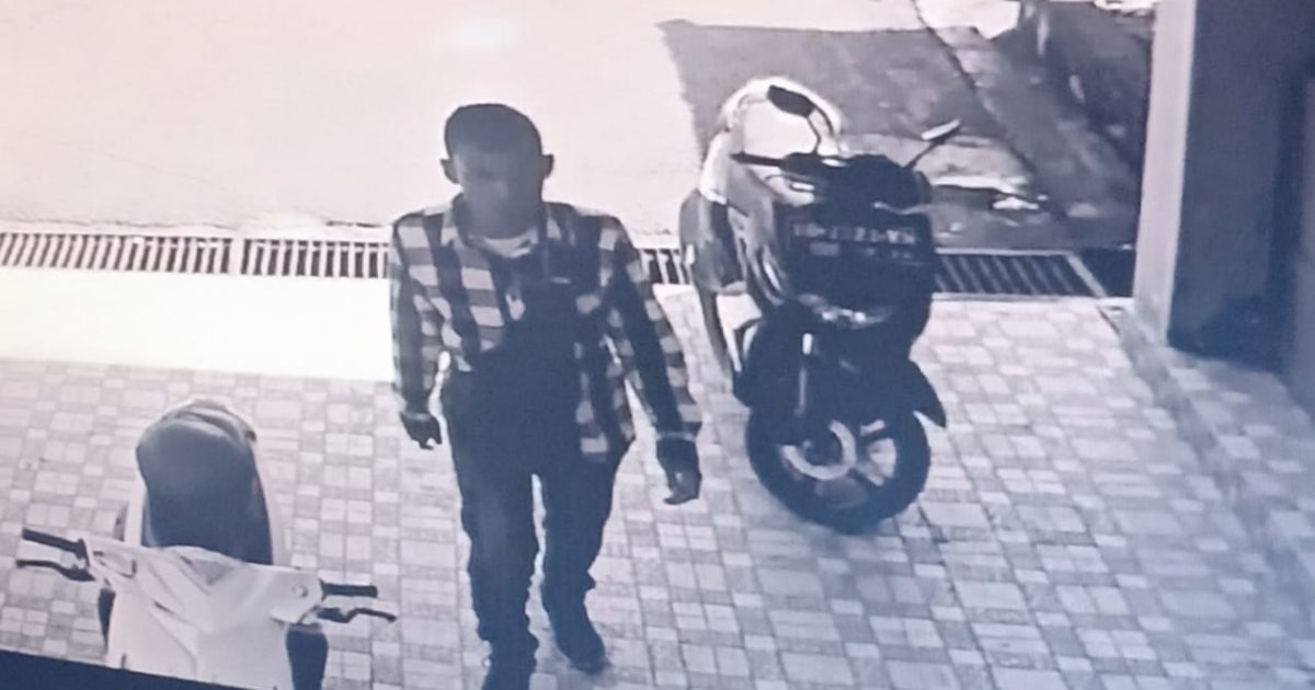 Terduga Perampok Uang Rp151 Juta Milik Kabid Cipta Karya PUPR Kota Kotamobagu Terekam CCTV