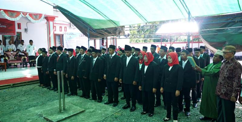 Bupati Bolsel Hadiri Pelantikan Anggota BPD di Kecamatan Helumo dan Tomini