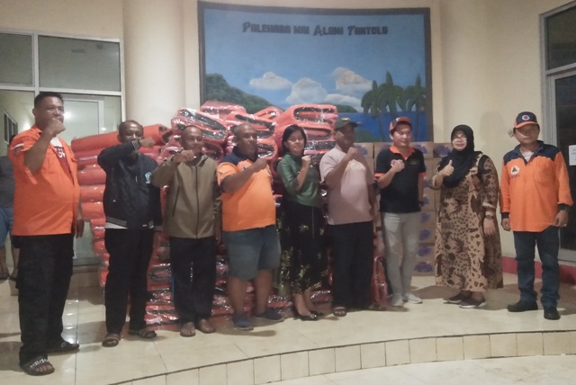 Bantuan Kemanusiaan dari Provinsi Sulut dan Kabupaten Bolsel Tiba di Bolmut, Besok Disalurkan