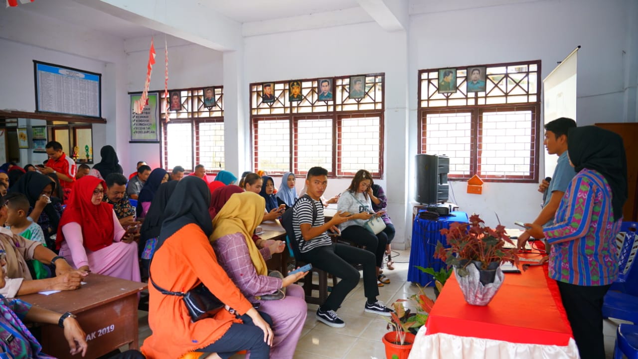 Aplikasi Smart School di SMP 4 Kotamobagu Disosialisasikan ke Orang Tua Murid