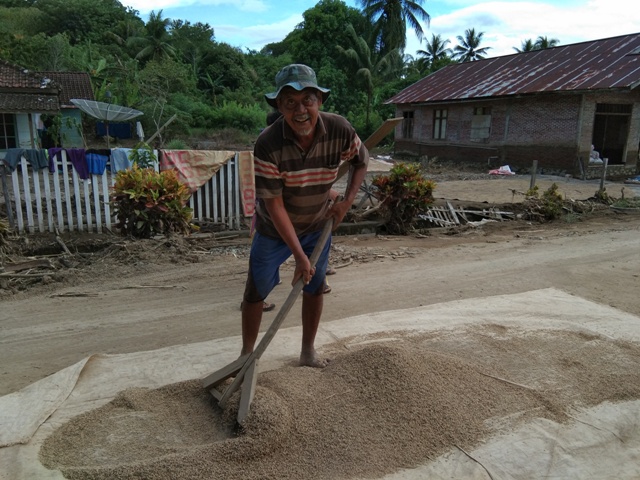 Cerita Pilu Korban Banjir Bandang Desa Pangkusa